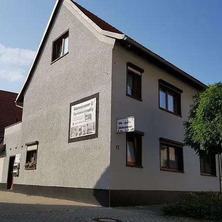 Gaestezimmer & Ferienwohnungen Thon Herbsleben Экстерьер фото