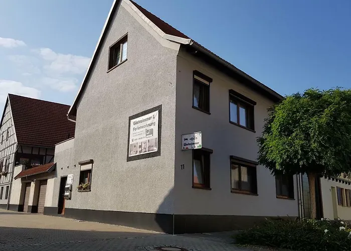 Gaestezimmer & Ferienwohnungen Thon
