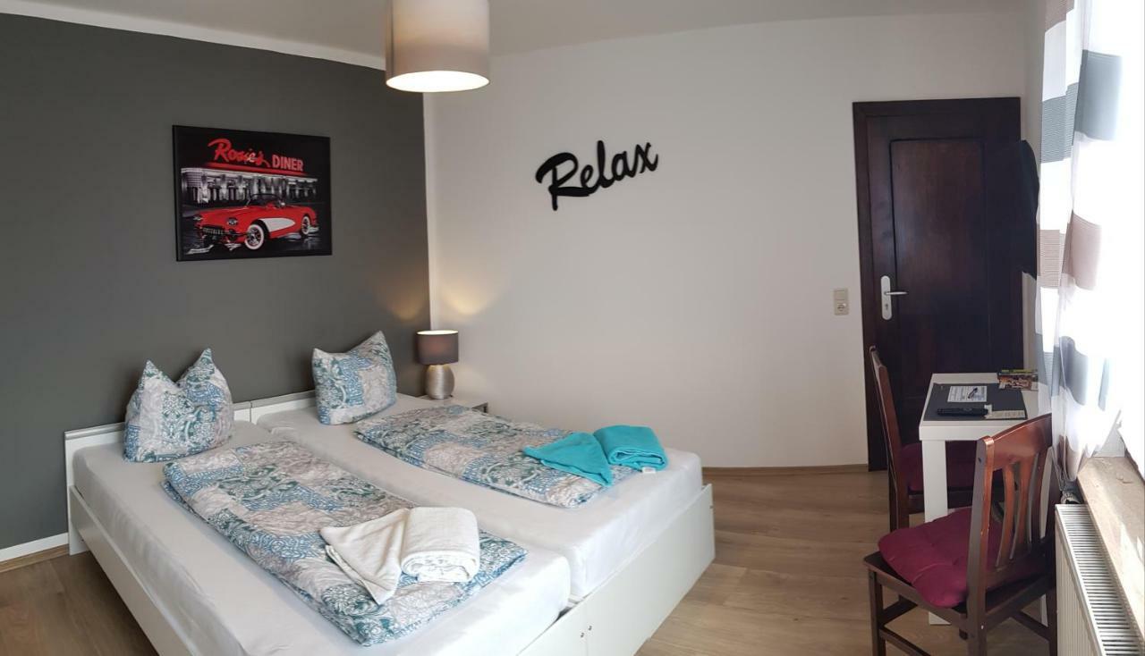 Gaestezimmer & Thon * Herbsleben